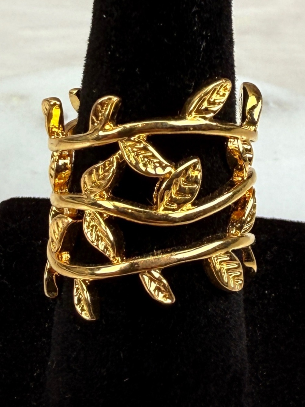 Vintage Goldtone Leaf Vine Wrap Ring Adjustable Nature Botanical